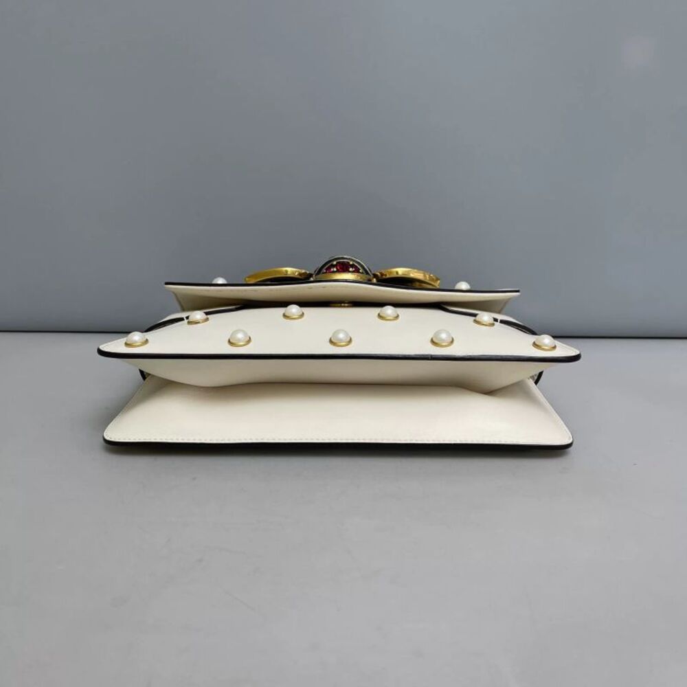 Gucci Women Pre-Loved Bag Very Good Condition - Picture 3 of 9